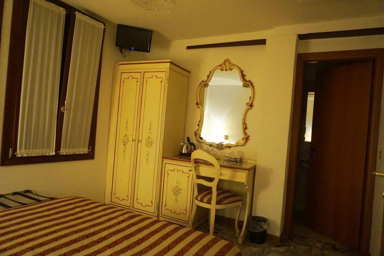 Guesthouse Al Profeta Венеция Экстерьер фото